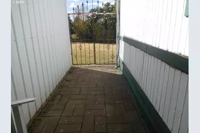 53785 W Crockett Rd, Milton-Freewater, OR 97862 - Photo 8