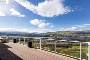 397 Summit Ridge Dr, The Dalles, OR 97058 - Photo 4