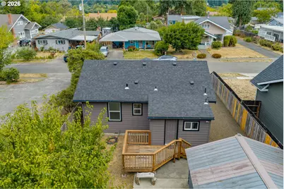 561 W 4th St, Coquille, OR 97423 - Photo 30
