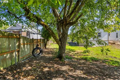 265 N 5th St, Saint Helens, OR 97051 - Photo 30
