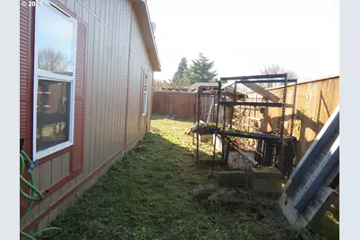 1674 SW Richard Ct, McMinnville, OR 97128 - Photo 14