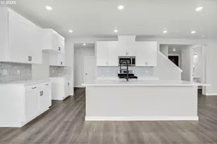 18985 SW Eureka Ln, Beaverton, OR 97007 - Photo 4