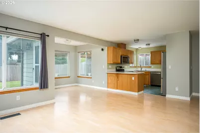 16033 SE Mary Ann Ln, Milwaukie, OR 97267 - Photo 6
