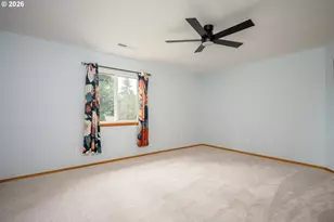 16033 SE Mary Ann Ln, Milwaukie, OR 97267 - Photo 16