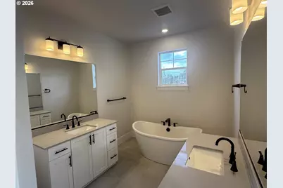 16932 SW Cairn Ln, King City, OR 97140 - Photo 14