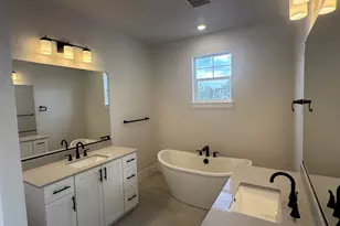 16932 SW Cairn Ln, King City, OR 97140 - Photo 14