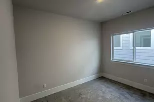 16932 SW Cairn Ln, King City, OR 97140 - Photo 20