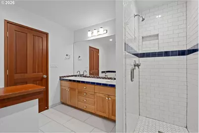 1515 S Radcliffe Ct, Portland, OR 97219 - Photo 20
