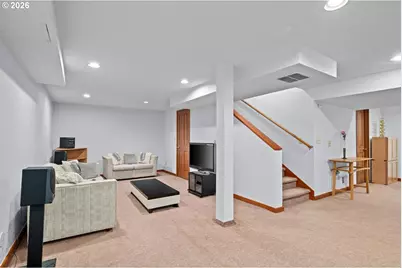 1515 S Radcliffe Ct, Portland, OR 97219 - Photo 26