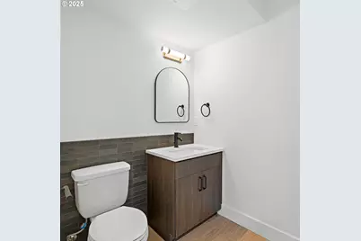 3221 SE 28th Ave #2, Portland, OR 97202 - Photo 6