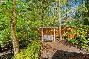3535 Agate St, Eugene, OR 97405 - Photo 40