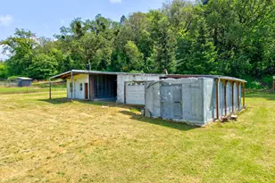 12589 Old Hwy 99, Myrtle Creek, OR 97457 - Photo 18