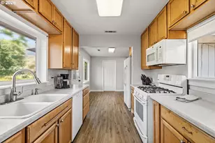12589 Old Hwy 99, Myrtle Creek, OR 97457 - Photo 34