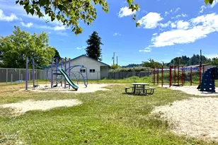 135 S 11th St, Lakeside, OR 97449 - Photo 6