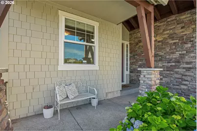 1739 NW Hancock Dr, Camas, WA 98607 - Photo 4