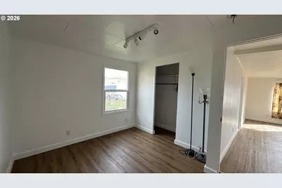 406 Ellsworth St, Fossil, OR 97830 - Photo 6