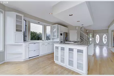 230 N Lotus Isle Dr, Portland, OR 97217 - Photo 22