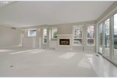 230 N Lotus Isle Dr, Portland, OR 97217 - Photo 18