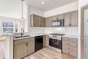 11165 SW Barber St, Wilsonville, OR 97070 - Photo 8