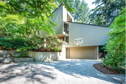 1858 Fircrest Dr, Eugene, OR 97403 - Photo 1