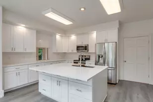 17234 Oakdale Rd, Dallas, OR 97338 - Photo 12