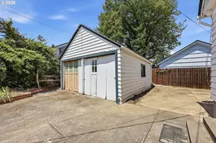 1694 Washington St, Eugene, OR 97401 - Photo 42