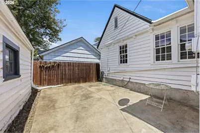 1694 Washington St, Eugene, OR 97401 - Photo 40