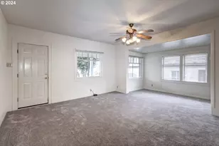 844 SE Cedar St, Hillsboro, OR 97123 - Photo 4