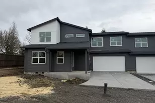 8601 NE 136th Ave, Vancouver, WA 98682 - Photo 2