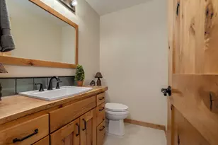 36211 SE Wildcat Mountain Dr, Eagle Creek, OR 97022 - Photo 20