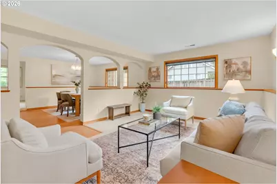 9255 SW Boones Ferry Rd, Portland, OR 97219 - Photo 2
