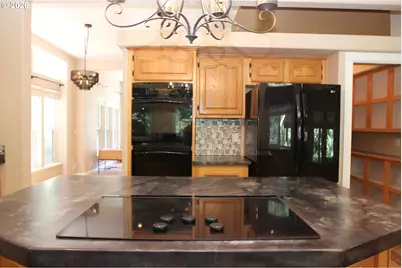 33433 SE Muddy Duck Ln, Eagle Creek, OR 97022 - Photo 8