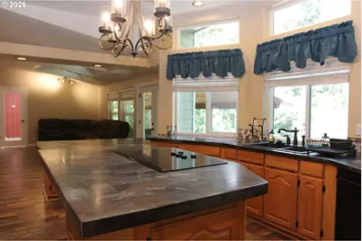 33433 SE Muddy Duck Ln, Eagle Creek, OR 97022 - Photo 6