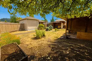 1664 Main St, Springfield, OR 97477 - Photo 18