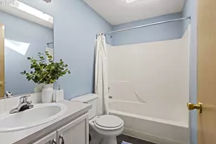 8733 N Dana Ave, Portland, OR 97203 - Photo 20