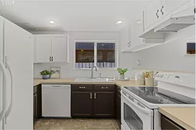 8733 N Dana Ave, Portland, OR 97203 - Photo 10