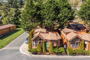 97748 N Bank Chetco River Rd, Brookings, OR 97415 - Photo 36