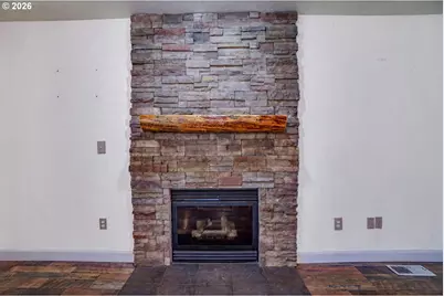 12409 NE 42nd St, Vancouver, WA 98682 - Photo 16