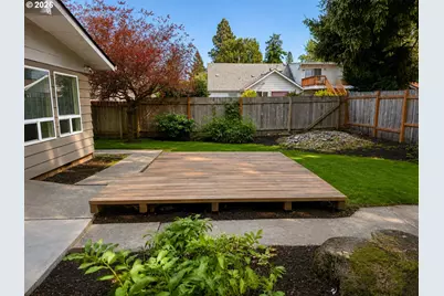 7724 N Edison St, Portland, OR 97203 - Photo 4