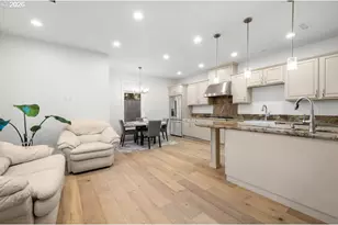 17051 SE Manley St, Portland, OR 97236 - Photo 28