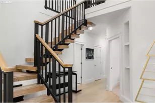 17051 SE Manley St, Portland, OR 97236 - Photo 32