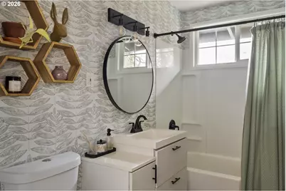 2330 NE 121st Ave, Portland, OR 97220 - Photo 24