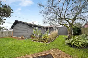 2330 NE 121st Ave, Portland, OR 97220 - Photo 40