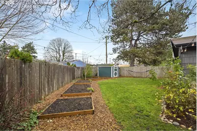 2330 NE 121st Ave, Portland, OR 97220 - Photo 42