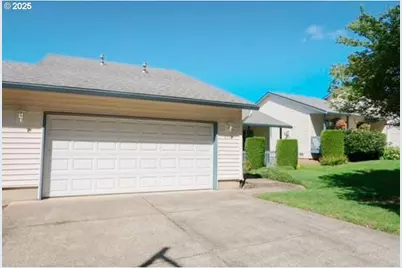 2122 NE 79th Ave, Vancouver, WA 98664 - Photo 2