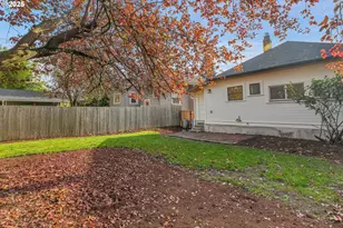 3743 SE Franklin St, Portland, OR 97202 - Photo 38