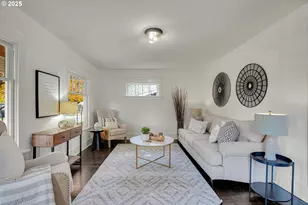 3743 SE Franklin St, Portland, OR 97202 - Photo 8