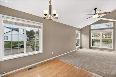 15719 SW Bulrush Ln, Tigard, OR 97223 - Photo 6