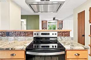 1800 Lakewood Ct, Eugene, OR 97402 - Photo 12
