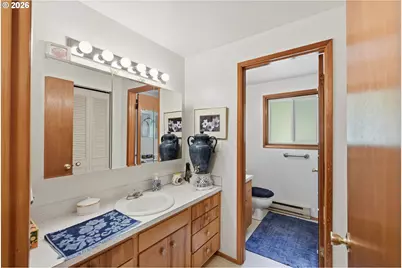 925 Oakway Dr, Coos Bay, OR 97420 - Photo 18